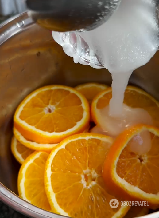 A must-have for Christmas: a recipe for flavored cookies with whole orange slices