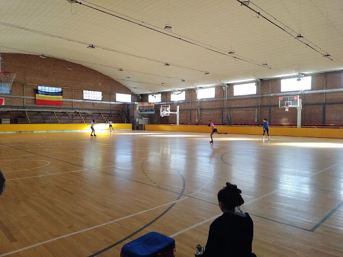 Hurricane collapses the roof of the sports club during a competition in Argentina, killing 13 people 