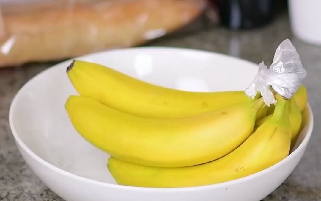 How to prevent bananas from turning black and rotting: a brilliant trick
