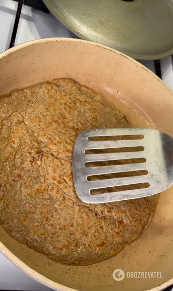 How to make a delicious liver cake: pancakes do not tear and do not get bitter