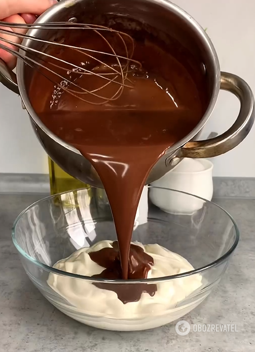 No-bake chocolate dessert in a glass that is ready in 15 minutes