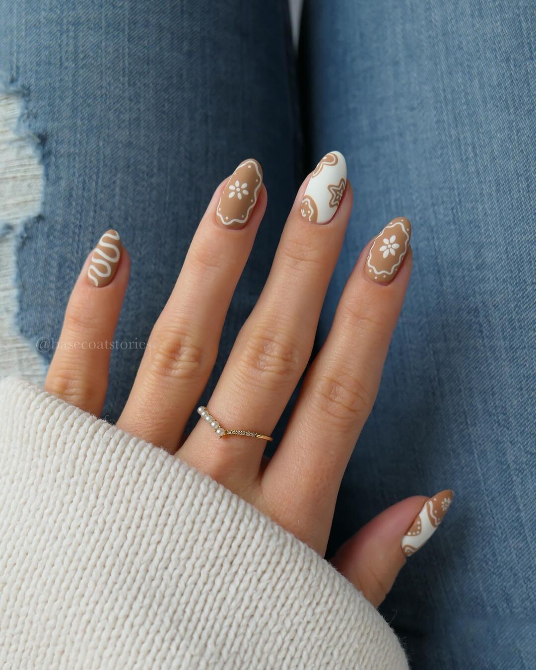 Manicure for the New Year: 7 exquisite designs for long nails. Photo