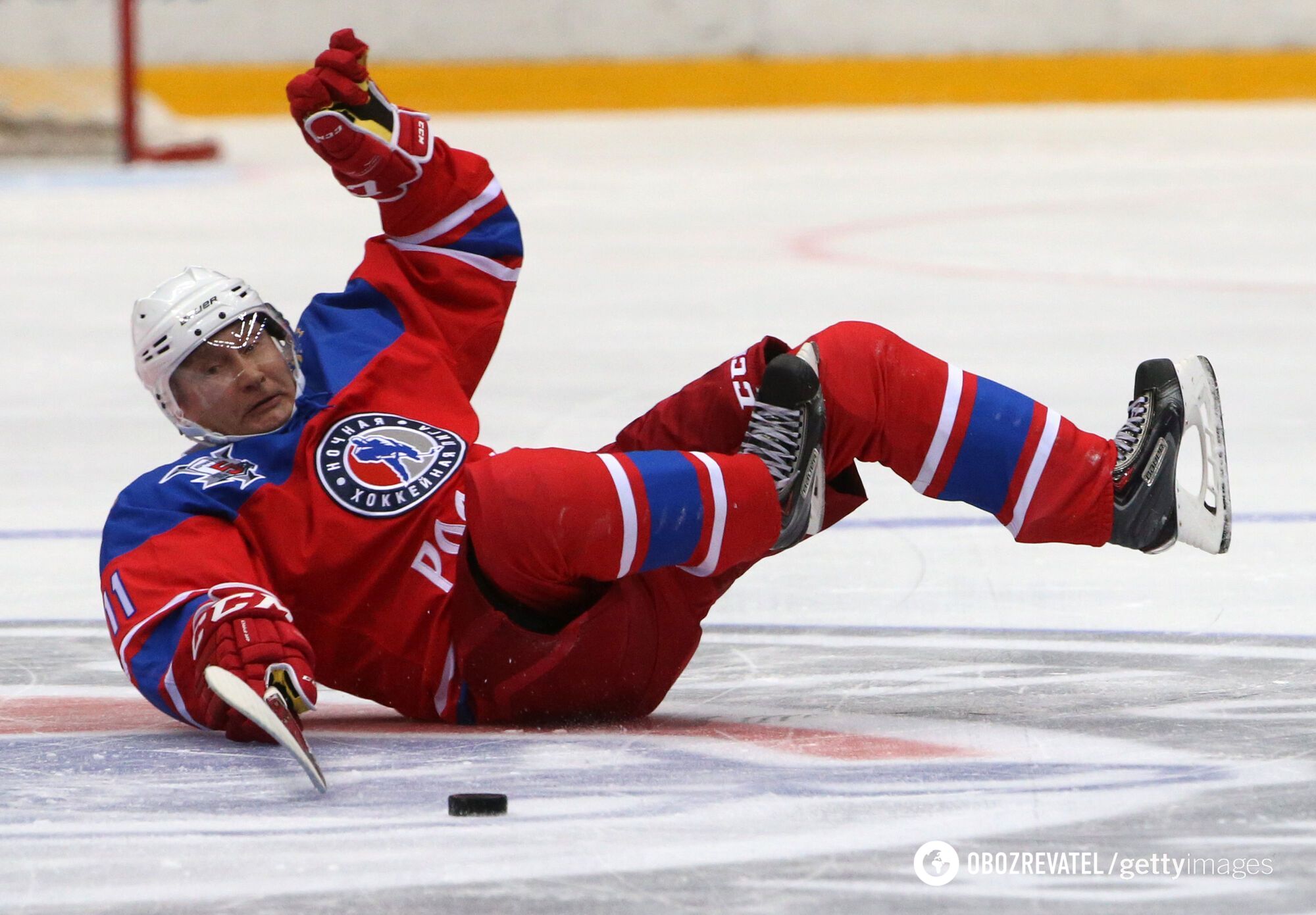 Putin playing hockey