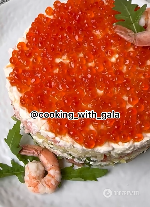 Spectacular New Year's salad with caviar and red fish: be sure to prepare for the festive table