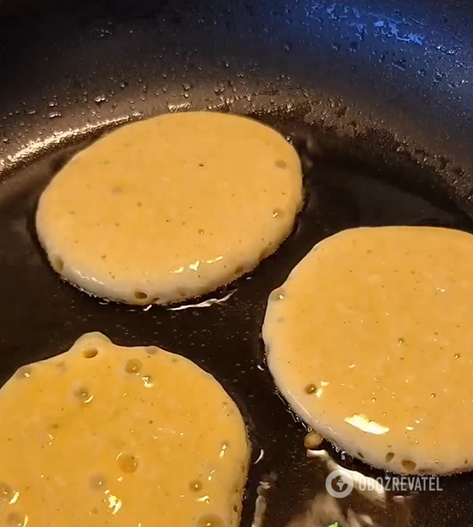 Sweet coconut pancakes that always turn out puffy: what to cook with