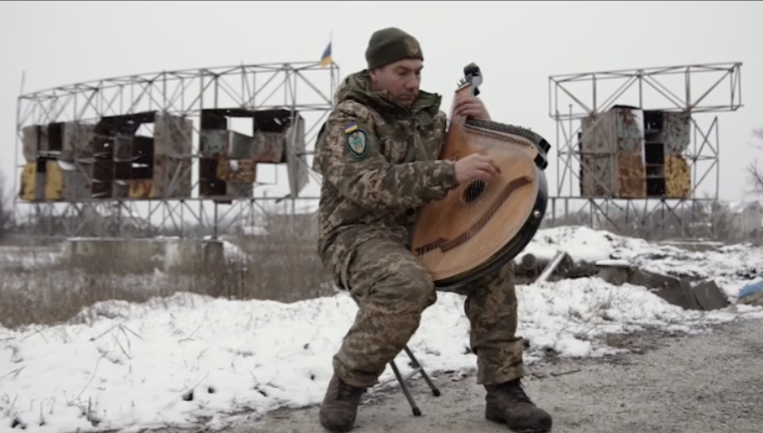 Legendary Shchedryk performed by AFU soldiers on bandura has touched the network