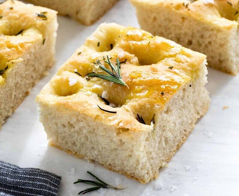 Focaccia with cottage cheese