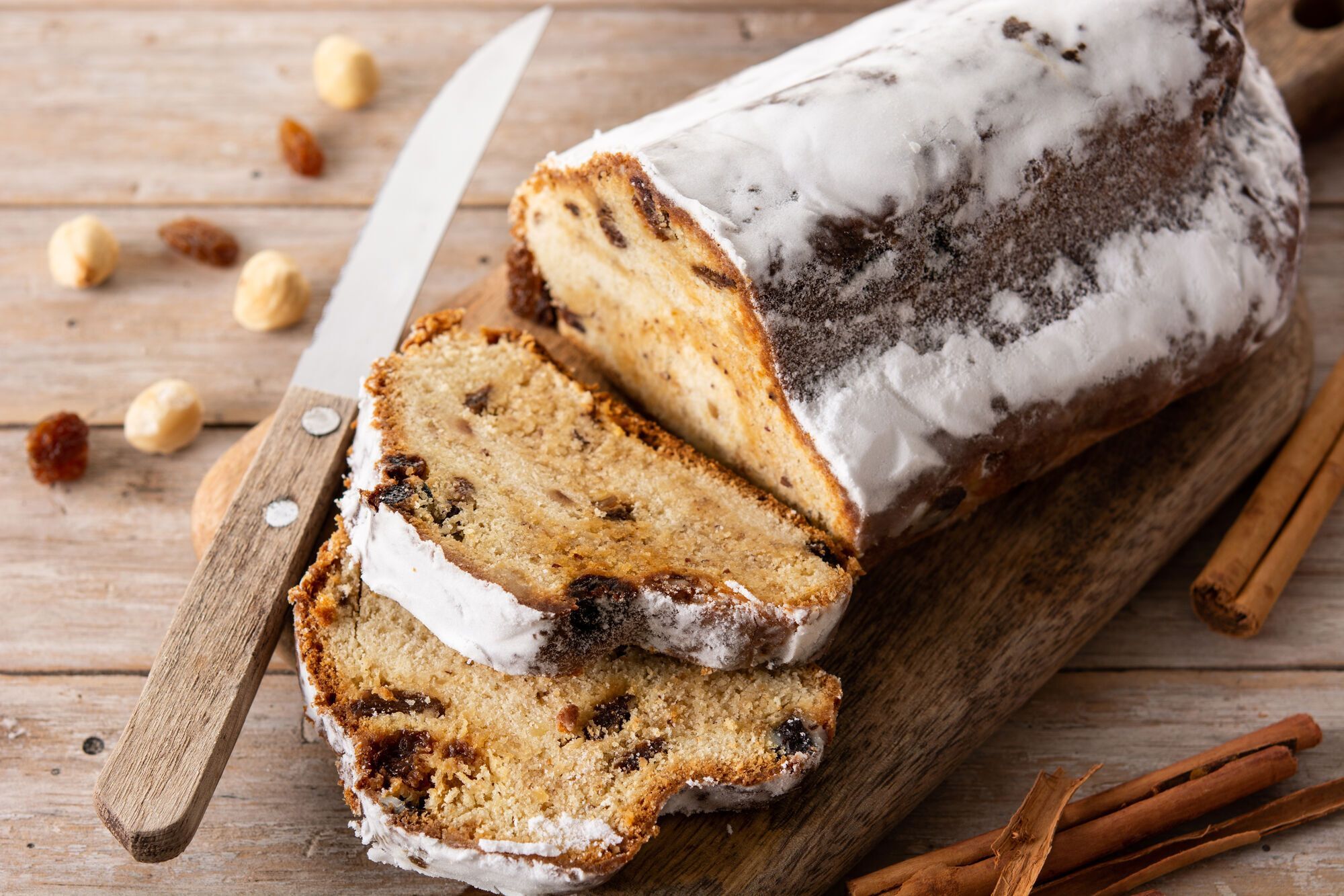 Soft cottage cheese stollen without yeast: the perfect dessert for the holidays