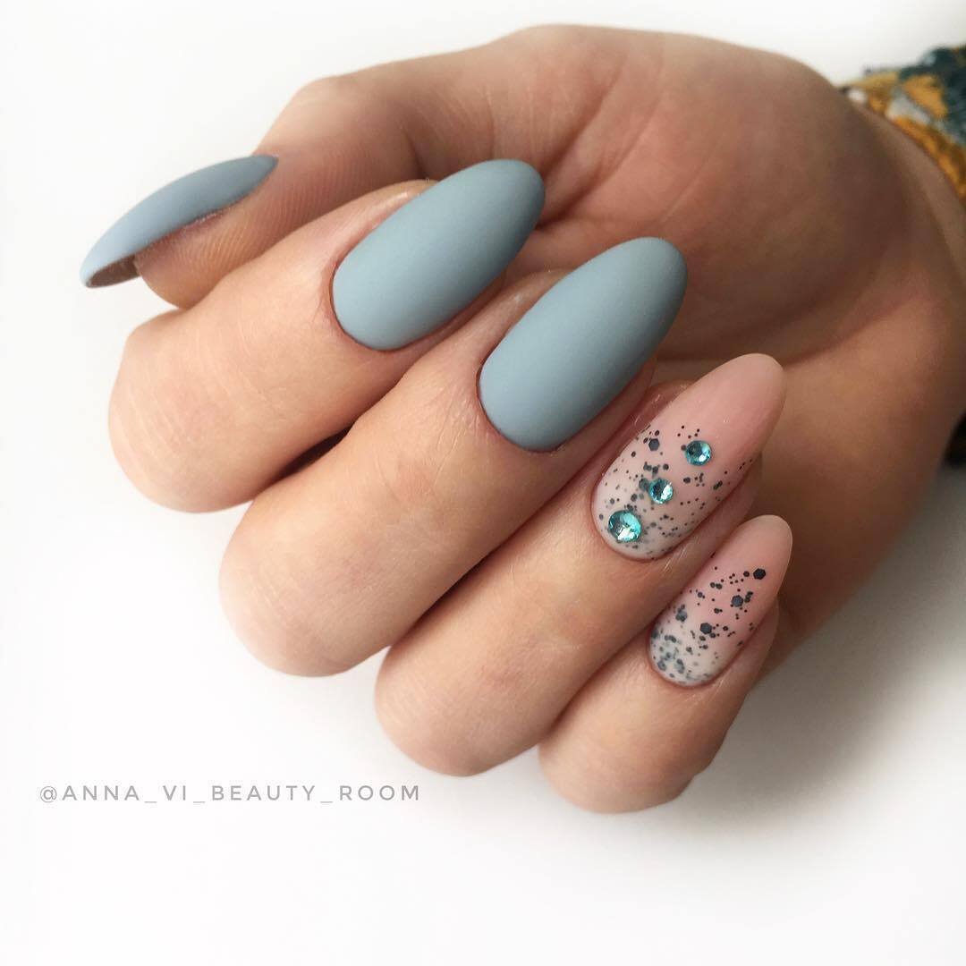 New Year's manicure: 5 designs that are long outdated