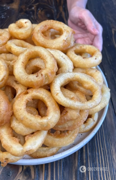 What batter to make onion rings with to make them crispy: chef's idea