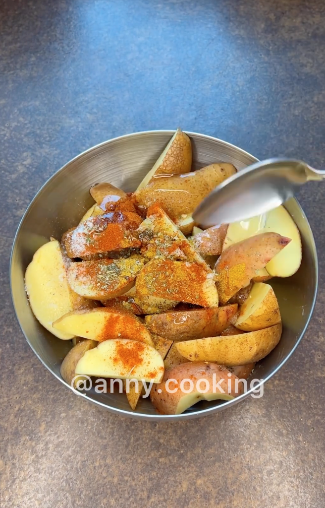 Potatoes with spices