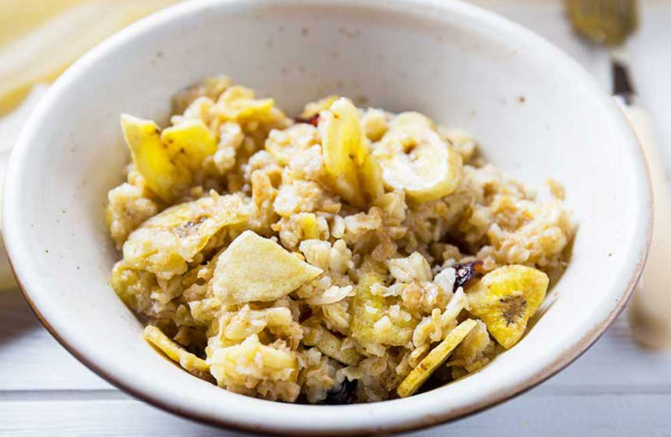 How to cook delicious oatmeal for breakfast