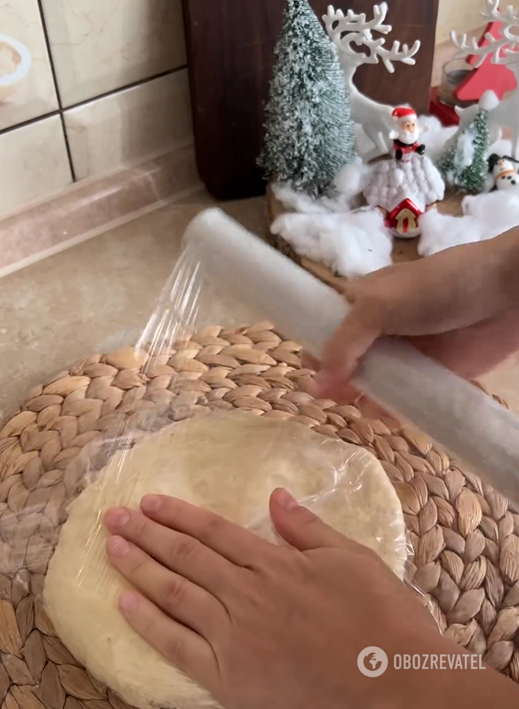 The iconic Cherry Crepe cake: a dessert worth making for Christmas