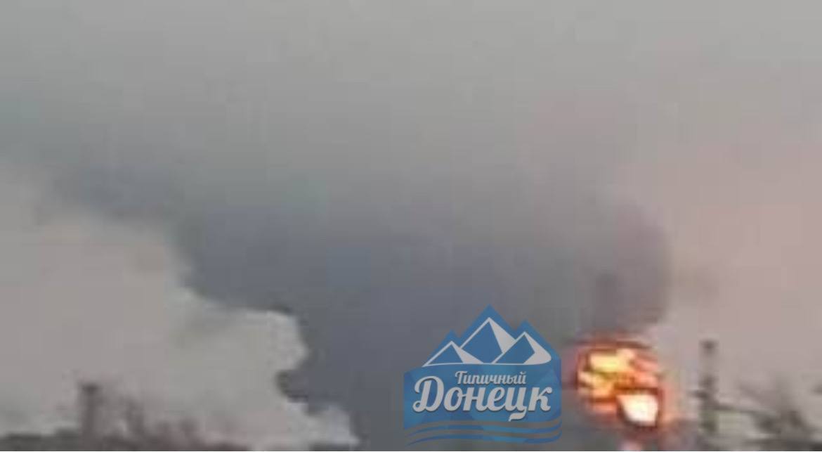 W Makijiwce słychać było eksplozje, po których wybuchł ogromny pożar: zdjęcia