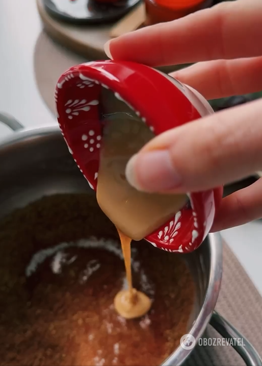 Jak zrobić pyszną gorącą czekoladę w domu: dzielimy się prostą technologią