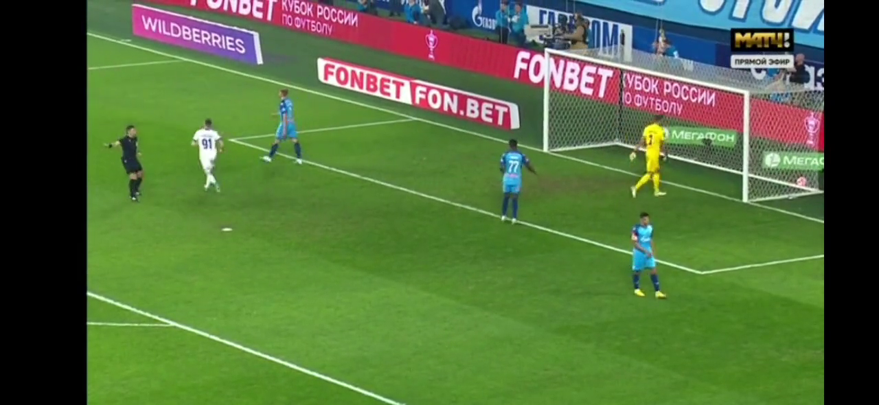 Zenit disgraced themselves in the Russian Cup by scoring on their own net in the 12th second of the match. Video.