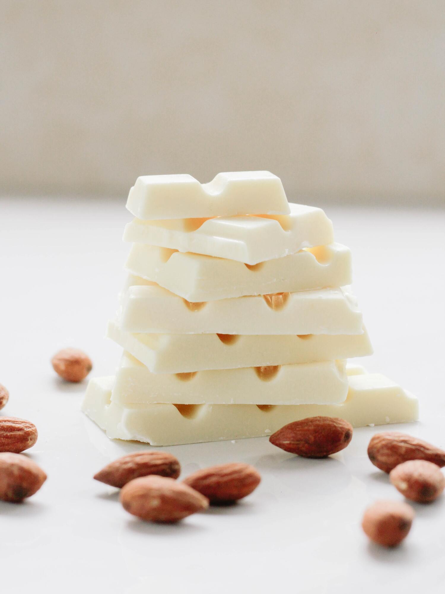 White chocolate for icing