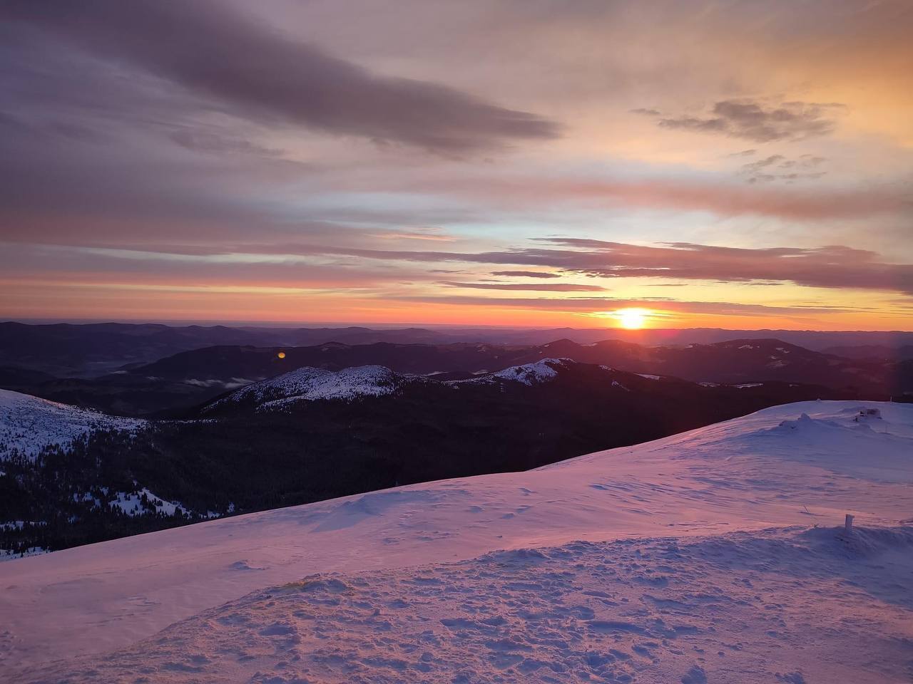 Carpathians in the morning of March 27