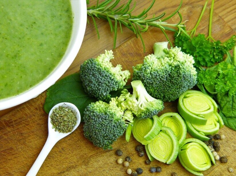How to cook broccoli in a delicious and healthy way