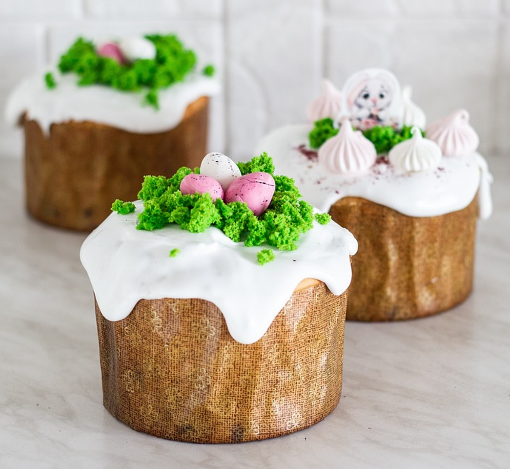 Homemade Easter cake with frosting