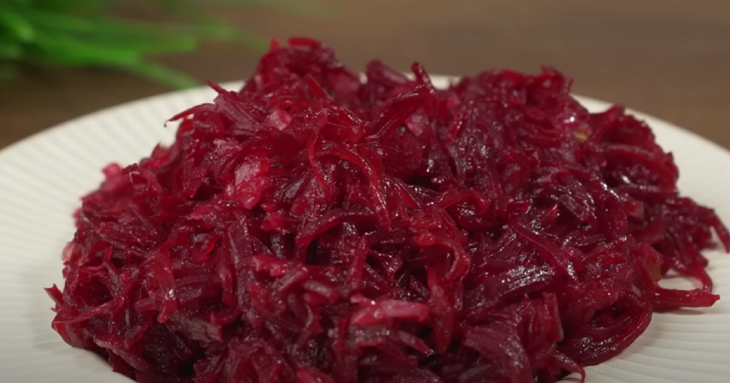 Beet and onion salad recipe without mayonnaise