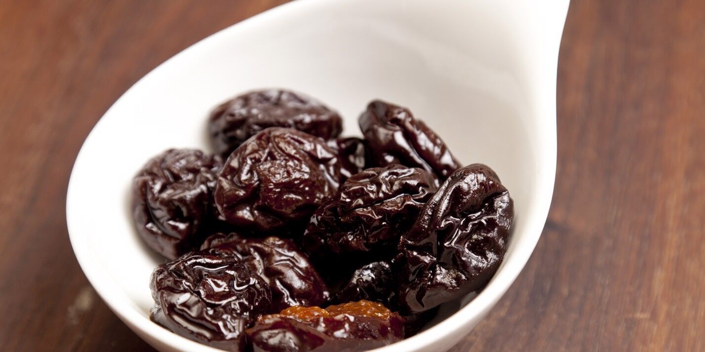Prunes for making a drink