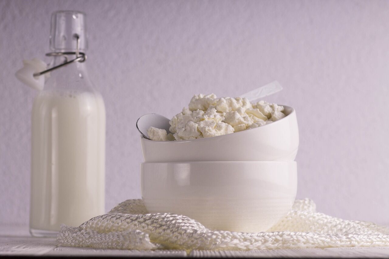 Homemade cottage cheese for cooking