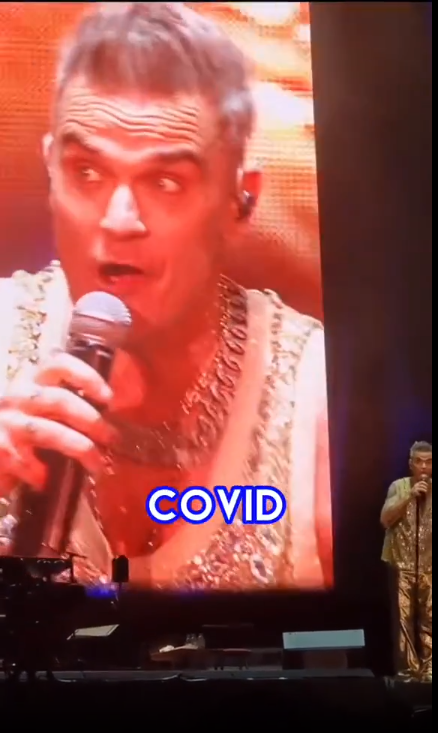 Robbie Williams zaczął się krztusić podczas koncertu i zdradził publiczności powód: to nie z powodu jego wieku. Wideo