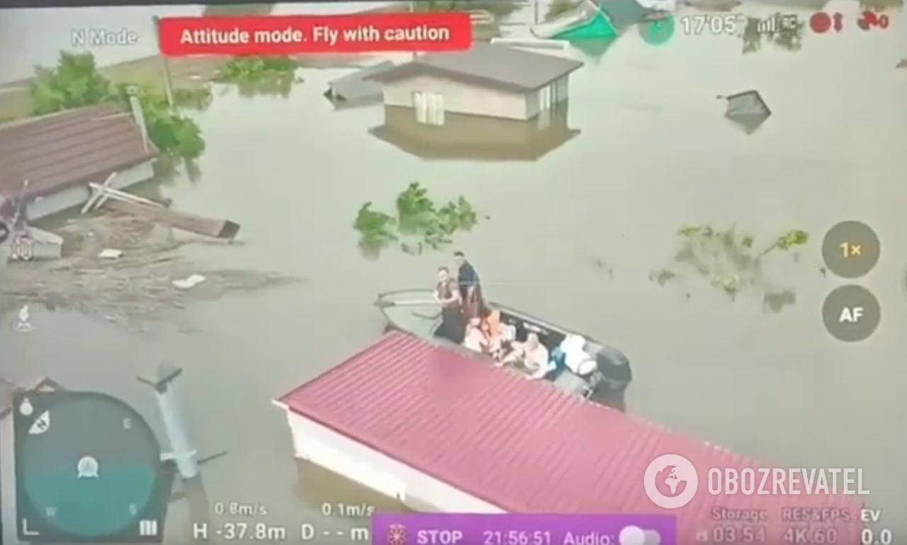 People were rescued on the roof until help arrived