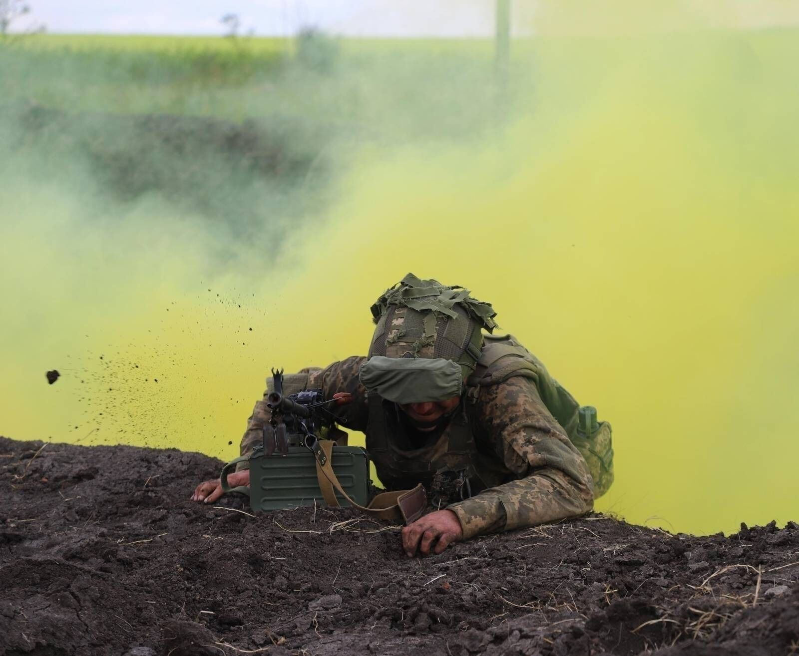 Courage, perseverance, cohesion: the Armed Forces of Ukraine showed how the 71st Jaeger Brigade of the Air Assault Troops overcomes an obstacle course. Photo