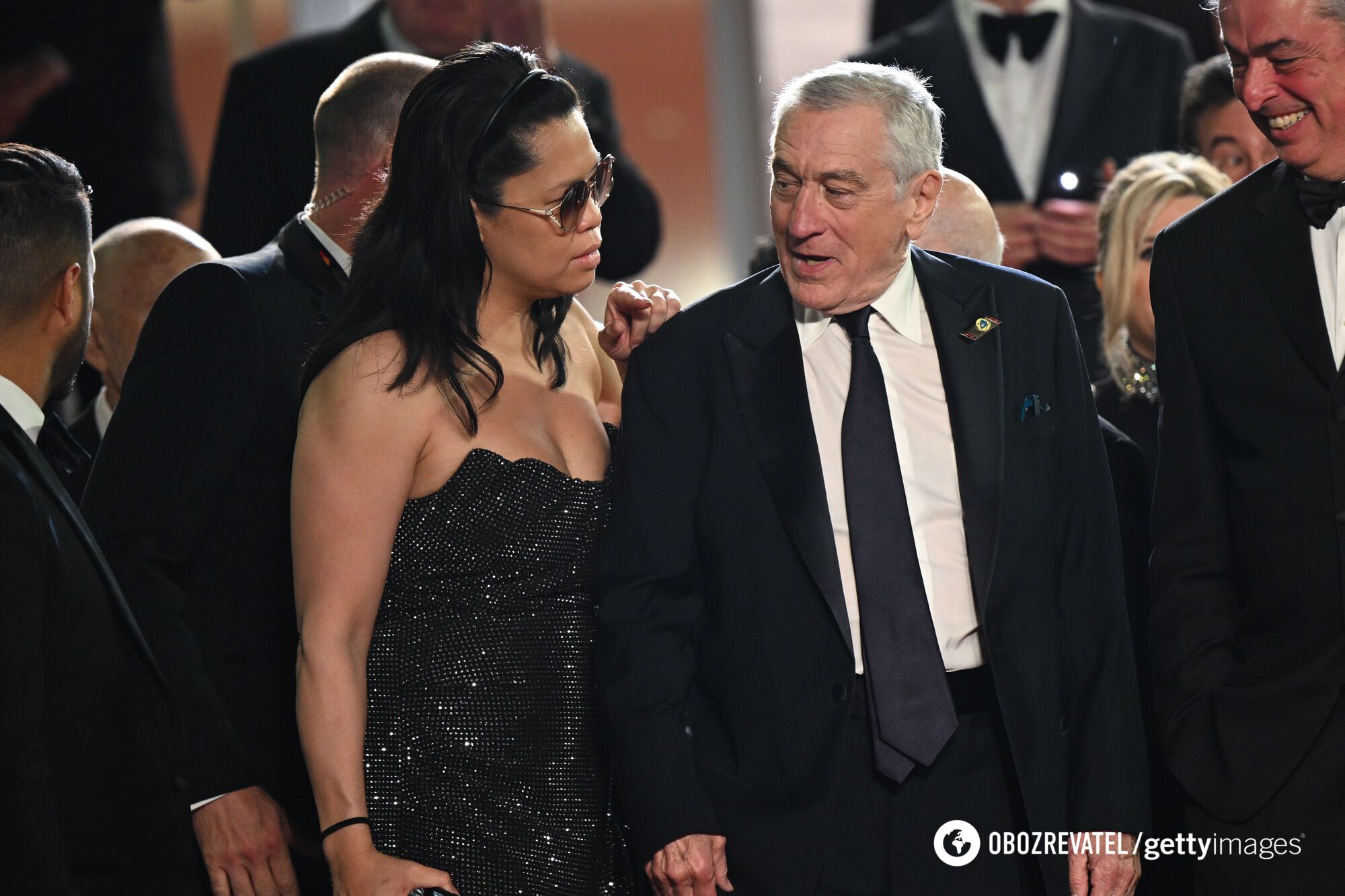 Robert De Niro's 45-year-old girlfriend had her face paralyzed after giving birth: she couldn't eat and started stuttering