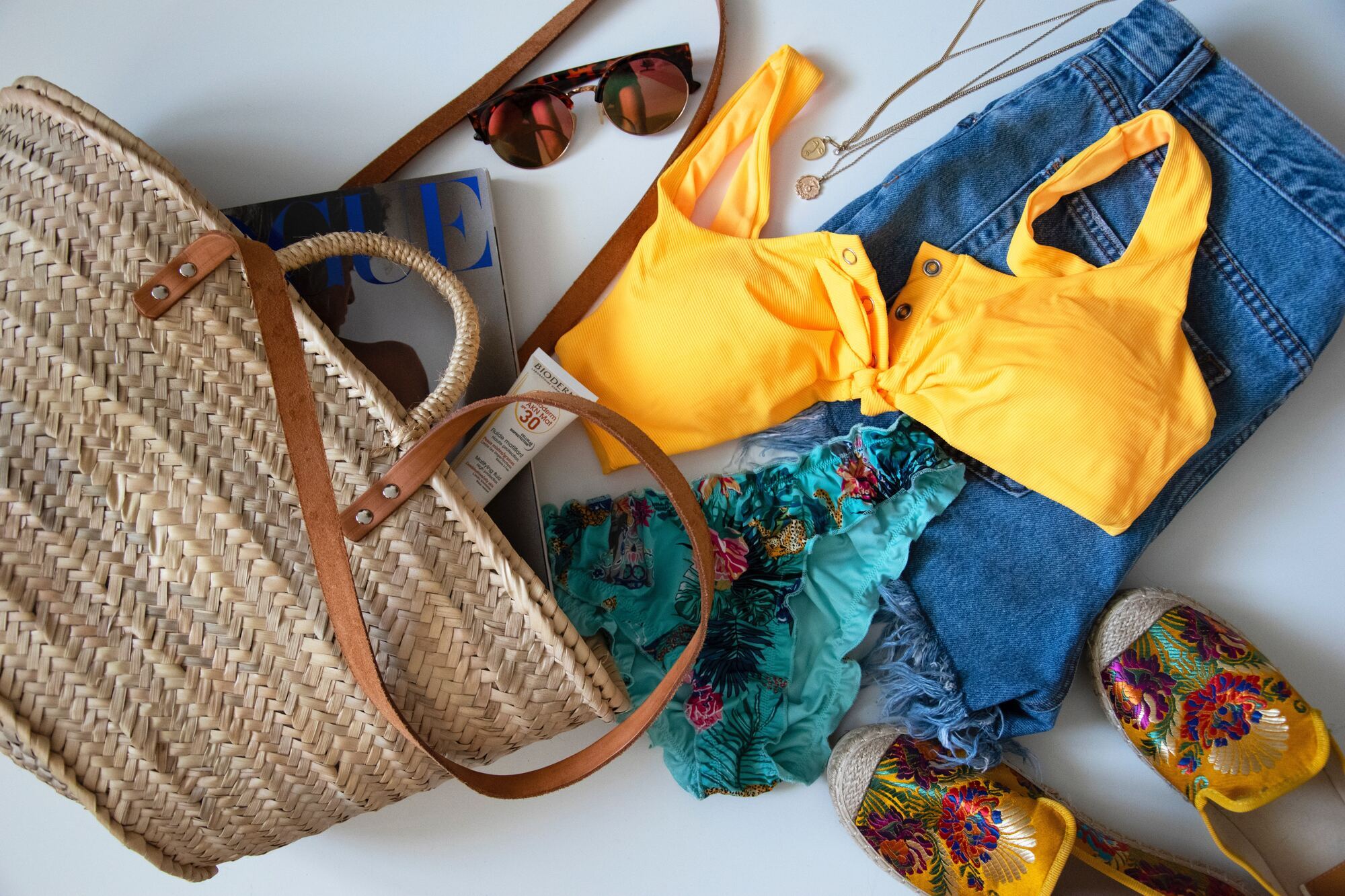 How to pack for a beach vacation: what must be in your suitcase