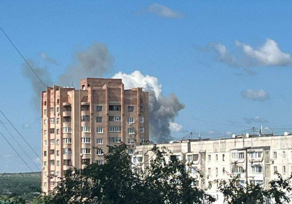 Głośny poranek w Ługańsku i Berdiańsku: zdjęcie eksplozji