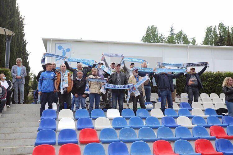 Ban from UEFA? Crimean clubs start in Russian soccer championship