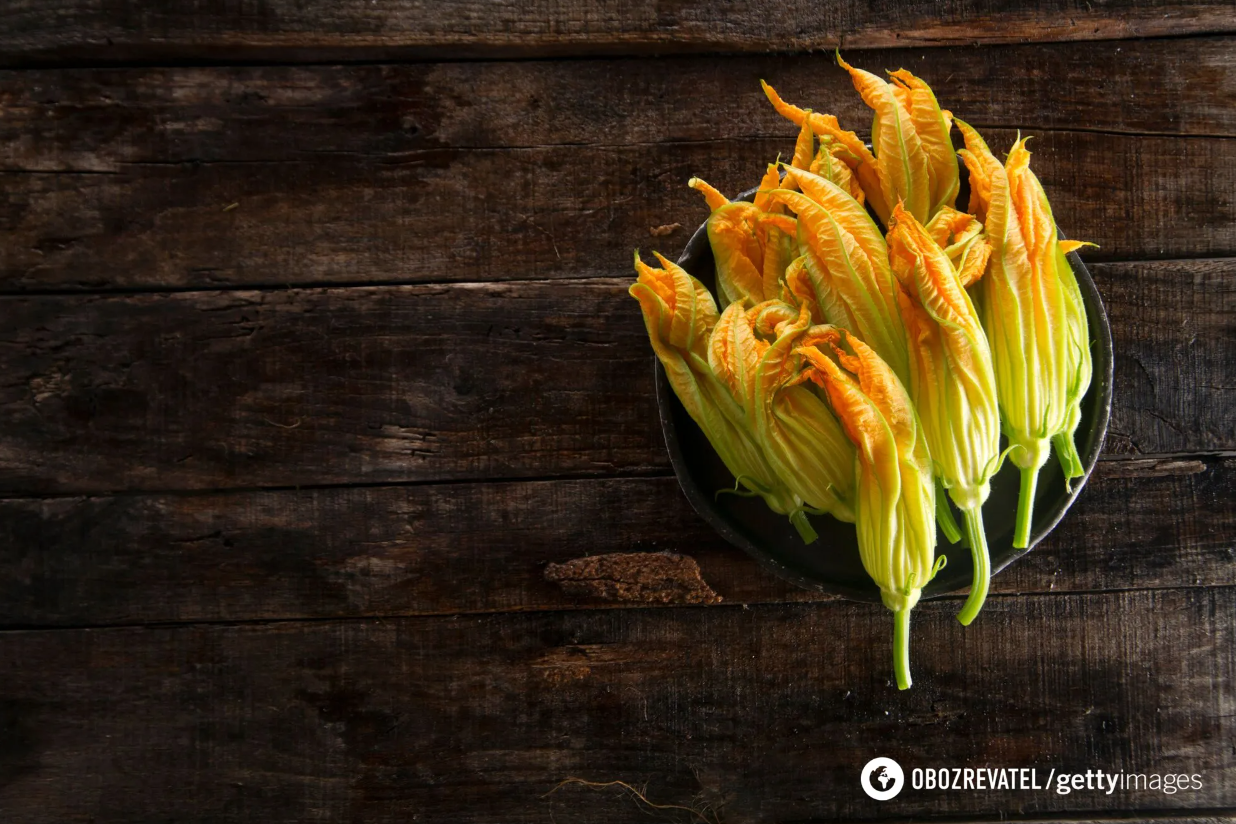 How to cook zucchini flowers