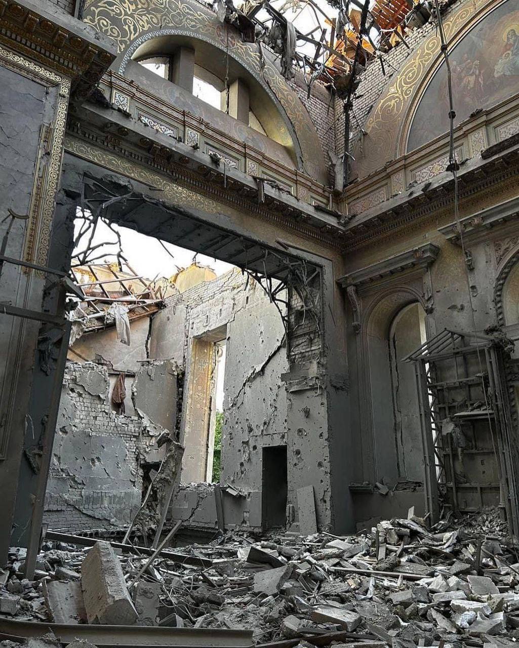 How the center of Odesa looks like after a large-scale night attack. Photo and video