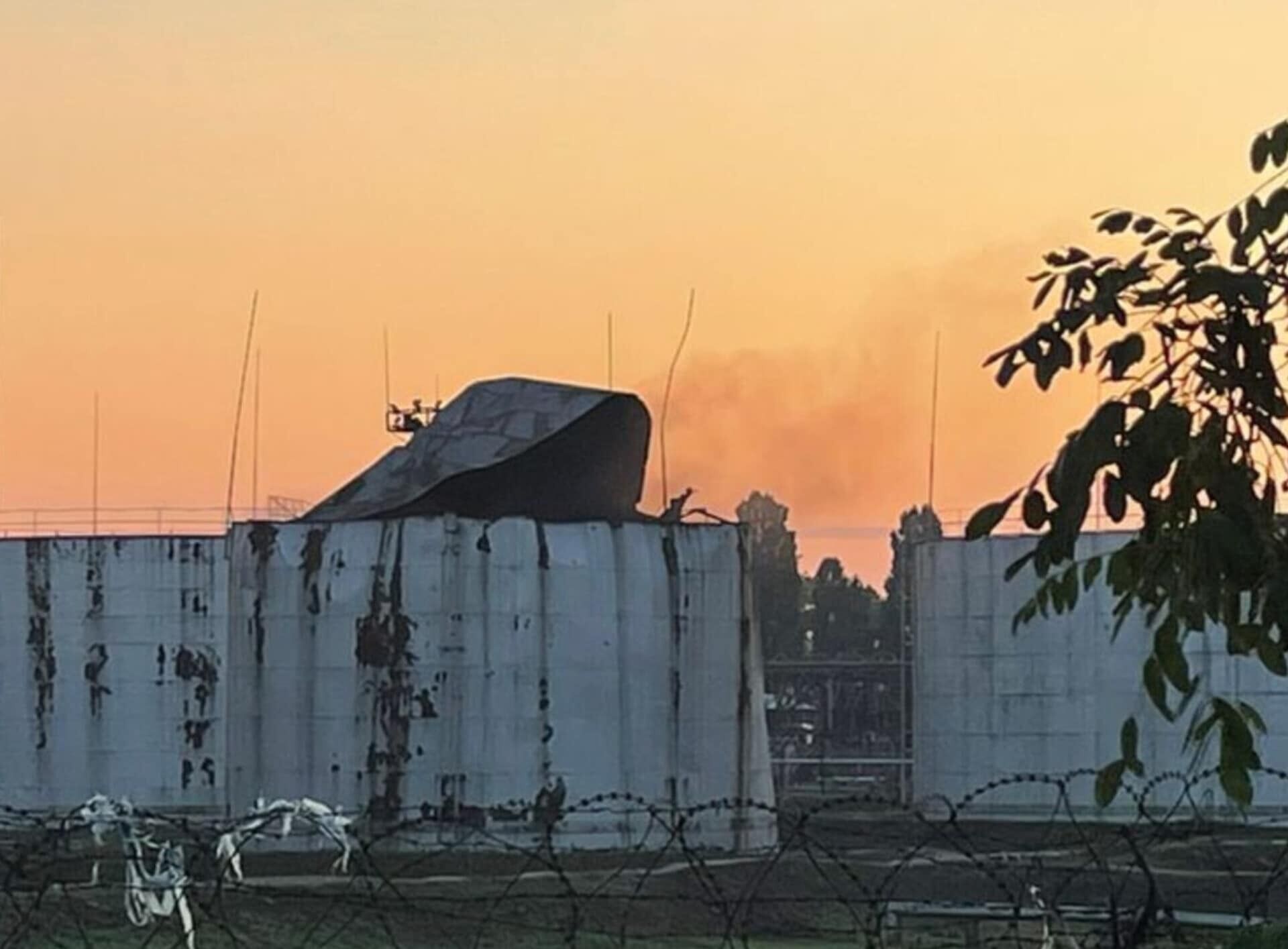 The occupants at night attacked the port infrastructure of the Danube in Odessa region: a hangar with grain was destroyed, there are victims. Photo