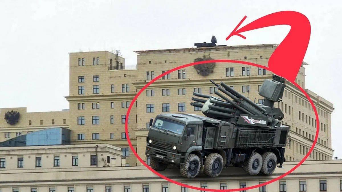 Media: Pantsir missile system on roof of Russian defence ministry building fails to shoot down drone attacking Moscow