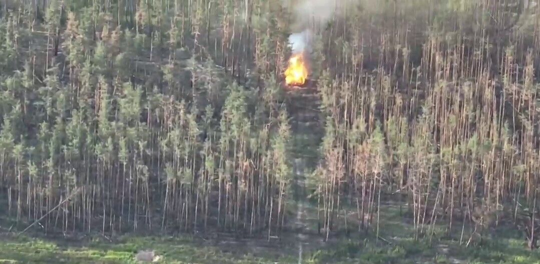 The occupants in the Liman direction tried to storm Ukrainian positions, but everything went wrong: the enemy's equipment burned to the ground. Video