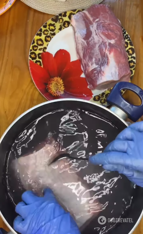 How to cook homemade ham without an oven: it turns out very soft and juicy