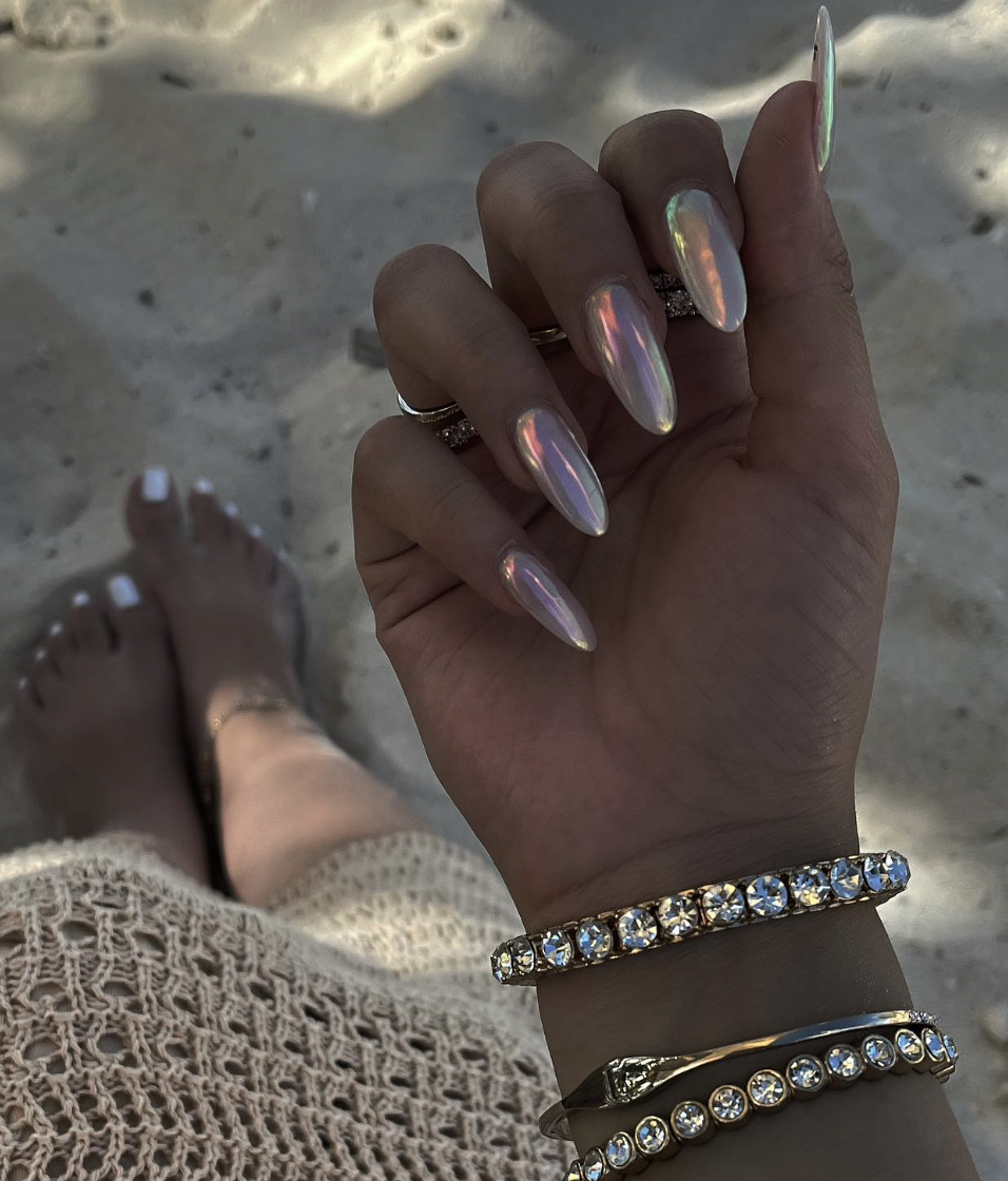 A chrome manicure is perfect for Pieces.