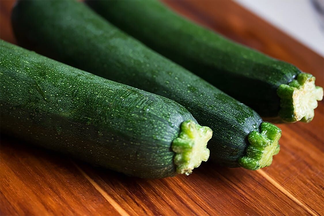 Courgettes for making fritters