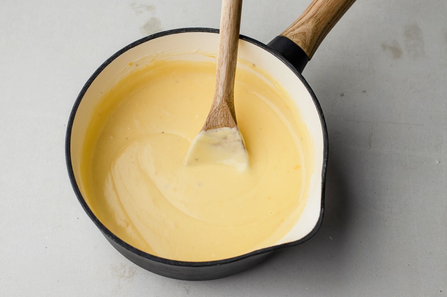 Cheese sauce at home