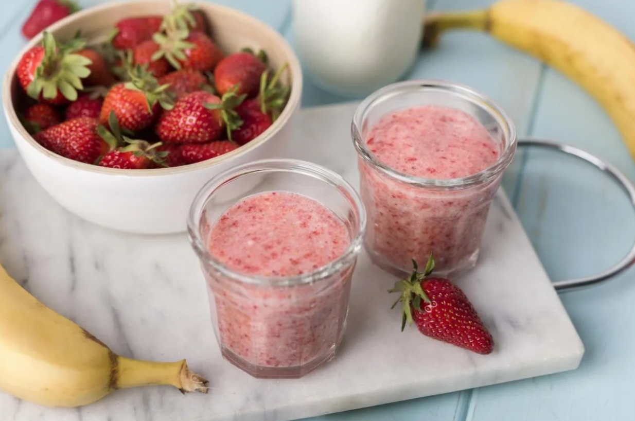Strawberries and banana for a smoothie