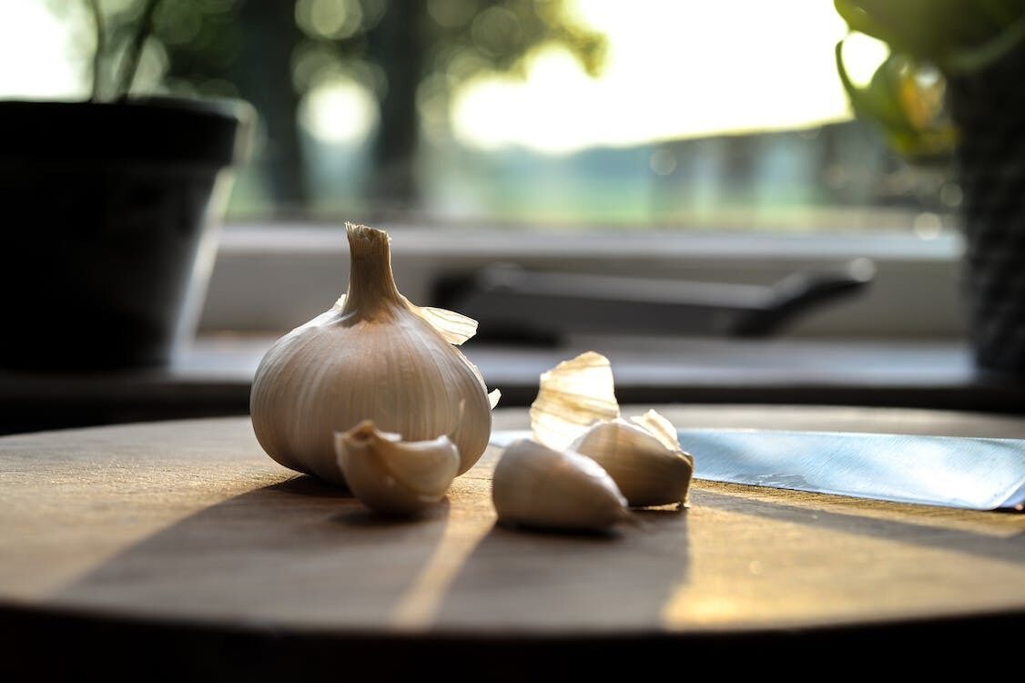 Garlic for cooking cucumbers
