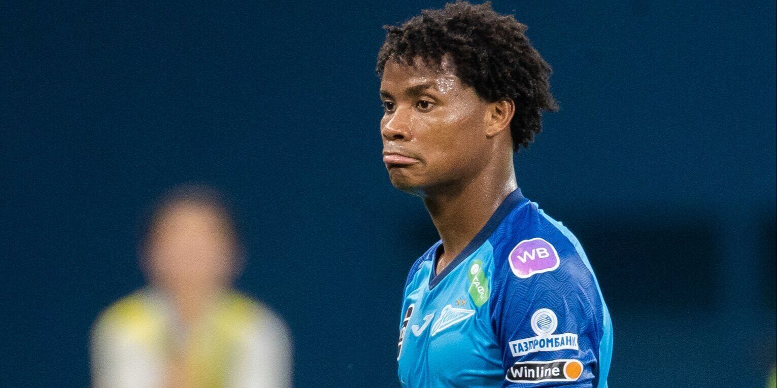 A crying shame: Zenit framed the Colombian national team soccer player 