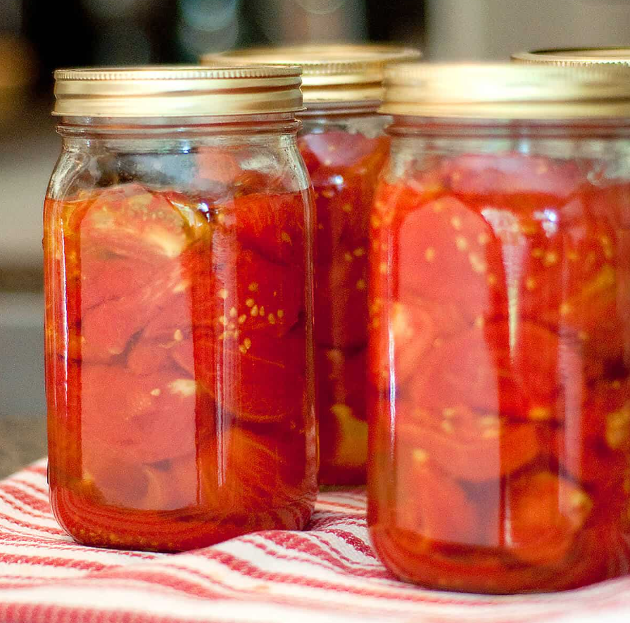 How to properly prepare successful canned tomatoes