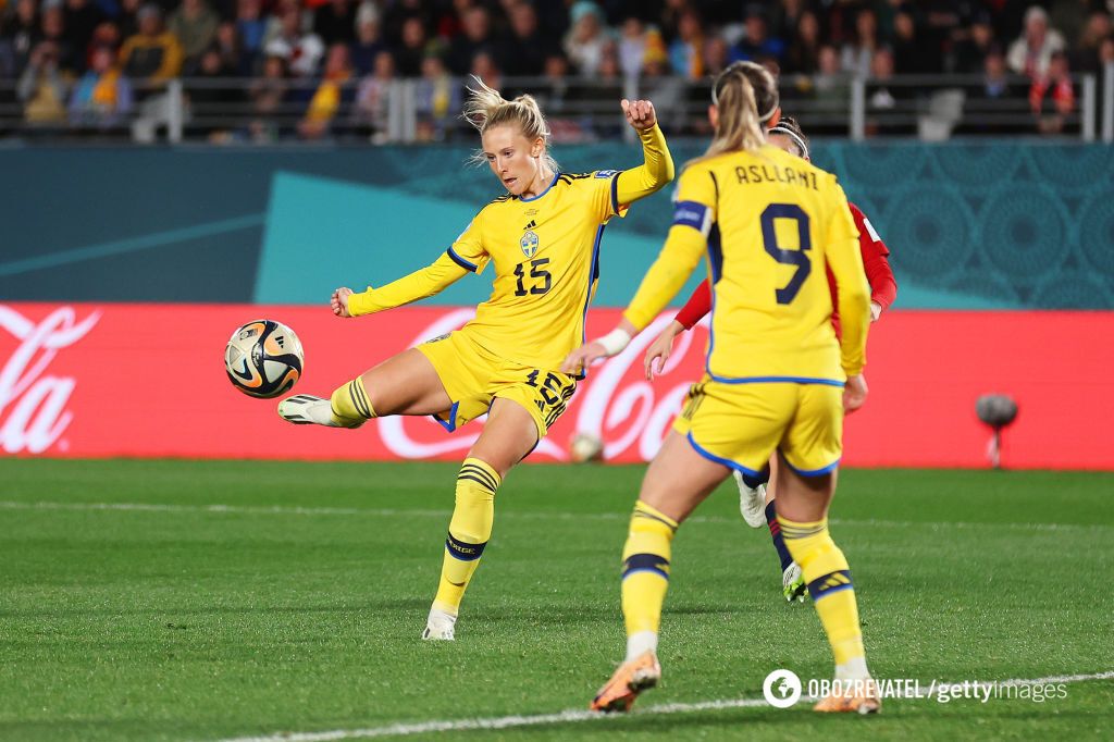For the first time in history: the first finalist at the Women's World Cup is determined in a fierce shootout