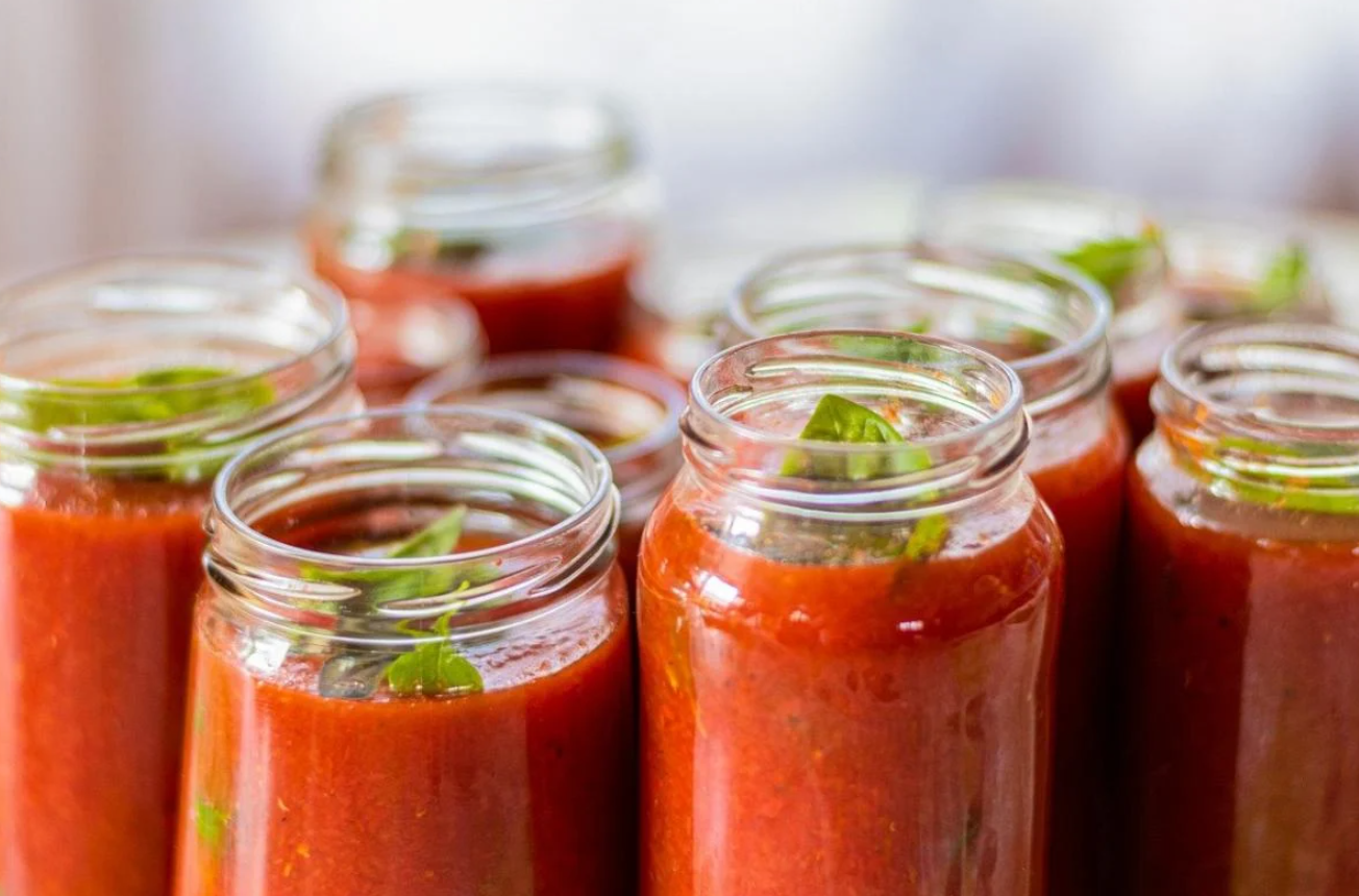 Classic recipe for homemade ketchup