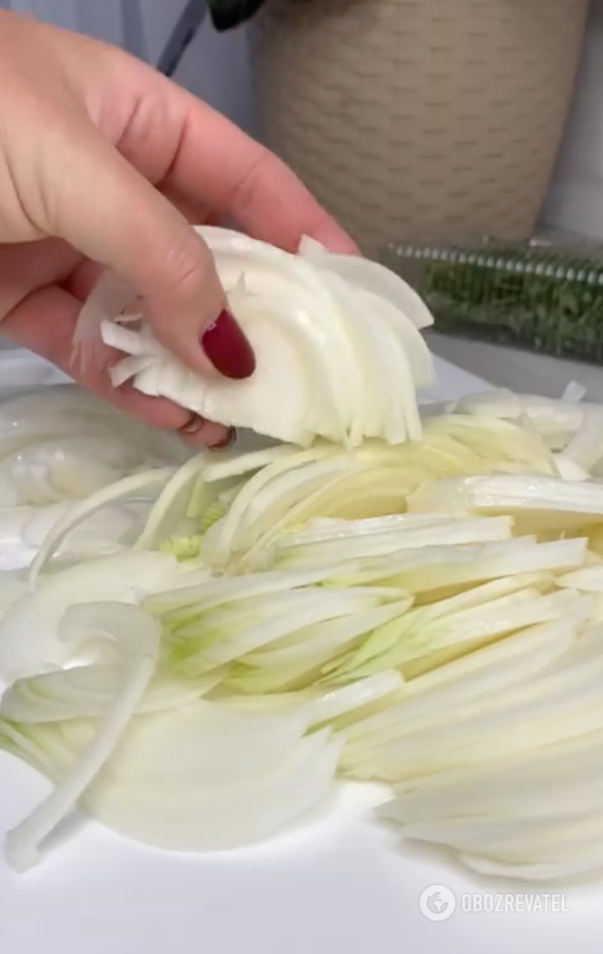 How to make delicious confiture from onion